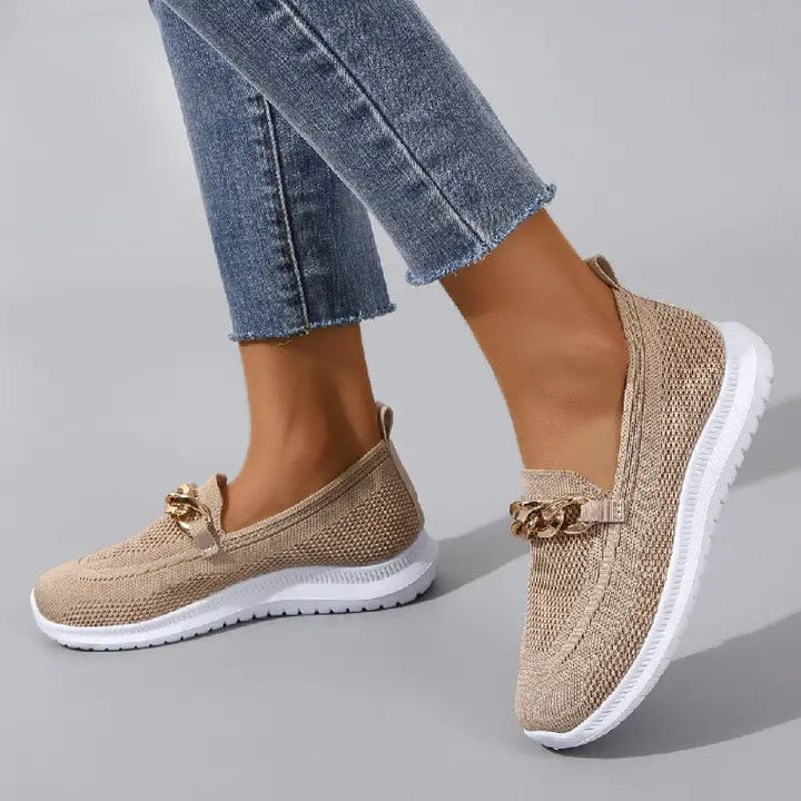 "Dames ademende orthopedische schoenen Carly: elegant beige design met comfort en medische ondersteuning voor elke gelegenhei