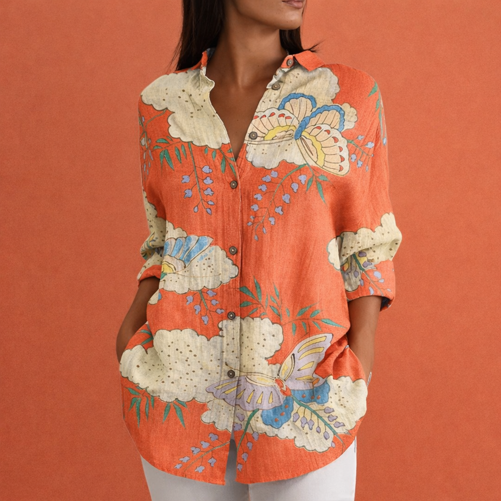 Comfortabele en elegante damesblouse met unieke print en klassieke kraag. Ideaal voor casual en zakelijke outfits.