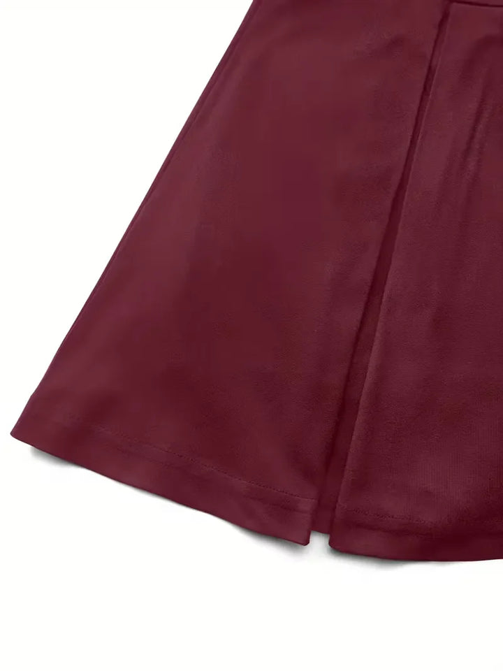 Stijlvolle bordeaux slim fit short voor dames met hoge taille. Perfect voor een trendy casual of sportieve look.