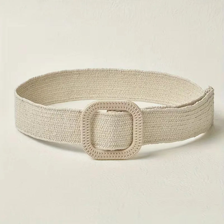 Zwarte dames brede riem met elegante grote gesp, ideaal voor een chique en moderne zomerse look.
