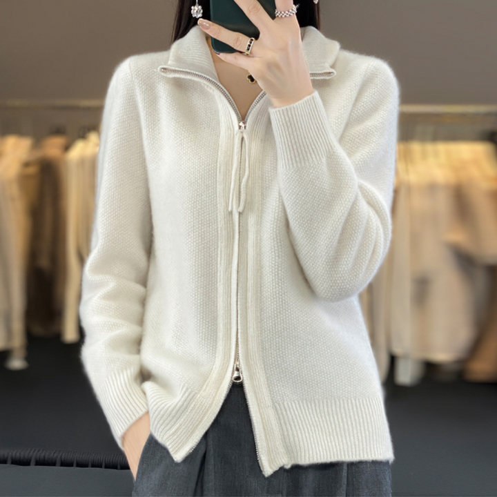Comfortabel vrouwen vest met rits. Ideaal voor warme kleding en herfstmode. Elegant en praktisch.