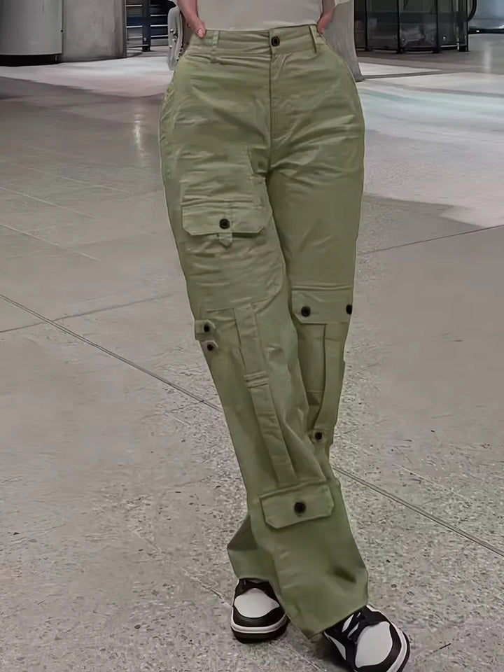 Hoge kwaliteit dames cargo broek, straight leg, hoge taille. Comfortabel en modieus voor streetwear.