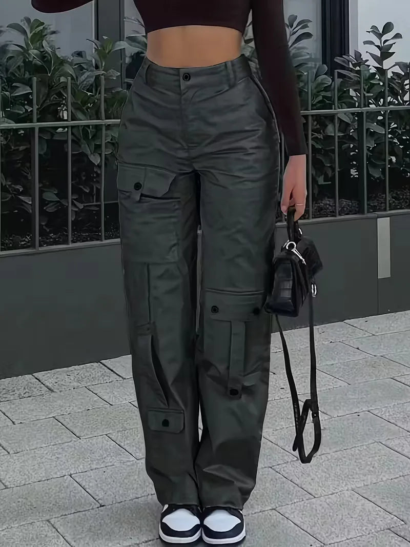 Trendy dames cargo broek met hoge taille en rechte pijpen. Geschikt voor dagelijks gebruik en herfst.