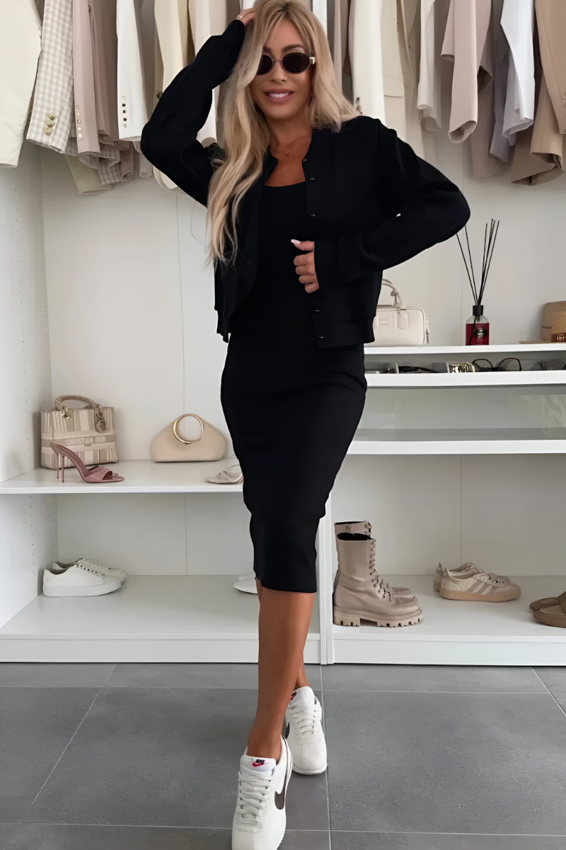 Casual chique dames set met comfortabele midi jurk en elegant vest. Geschikt voor dagelijks gebruik en speciale momenten.