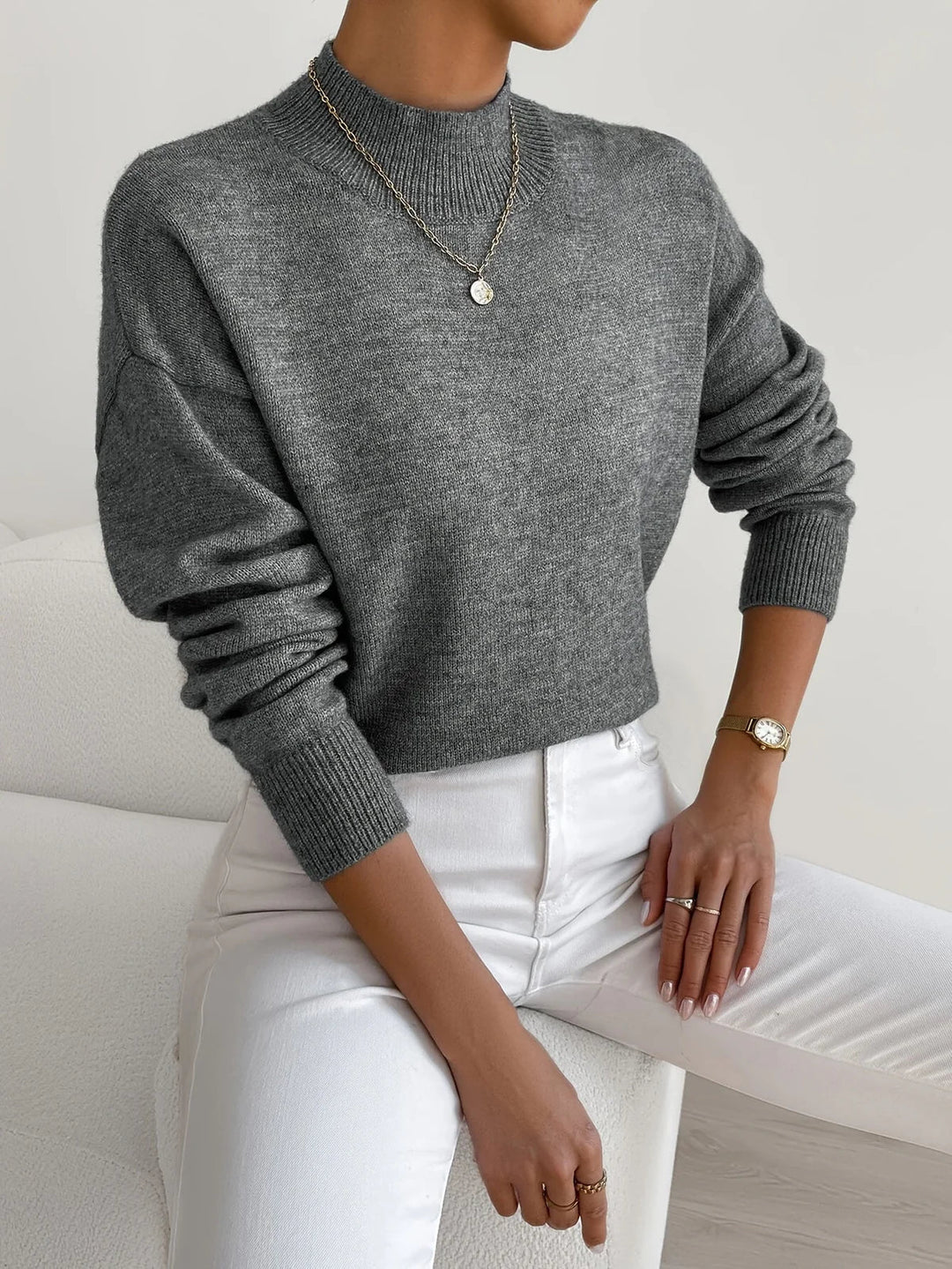 Stijlvolle dames coltrui, hoge hals. Soepele pasvorm voor casual of geklede herfst- en winter outfits.