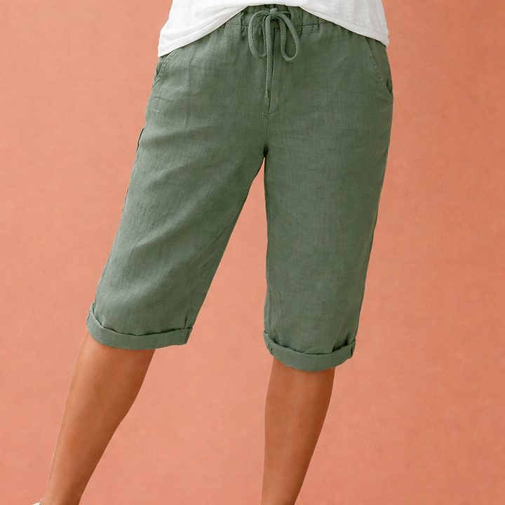 Dames comfort shorts met elegante pasvorm, ideaal voor zomer en lente vrijetijd. Zachte, casual korte broek.