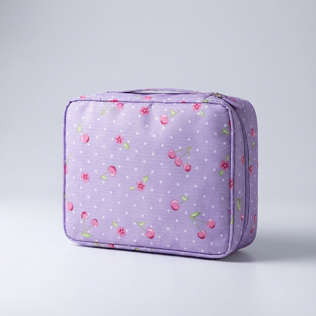 Gesloten compacte makeuptas met elegant design en rits, een onmisbare accessoire voor dames.