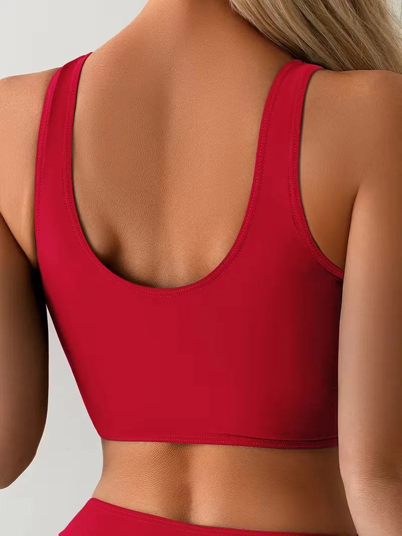 Zomerklaar: Dames hoogtaille bikini met opvallend criss-cross design. Perfect voor zwembad en strand.