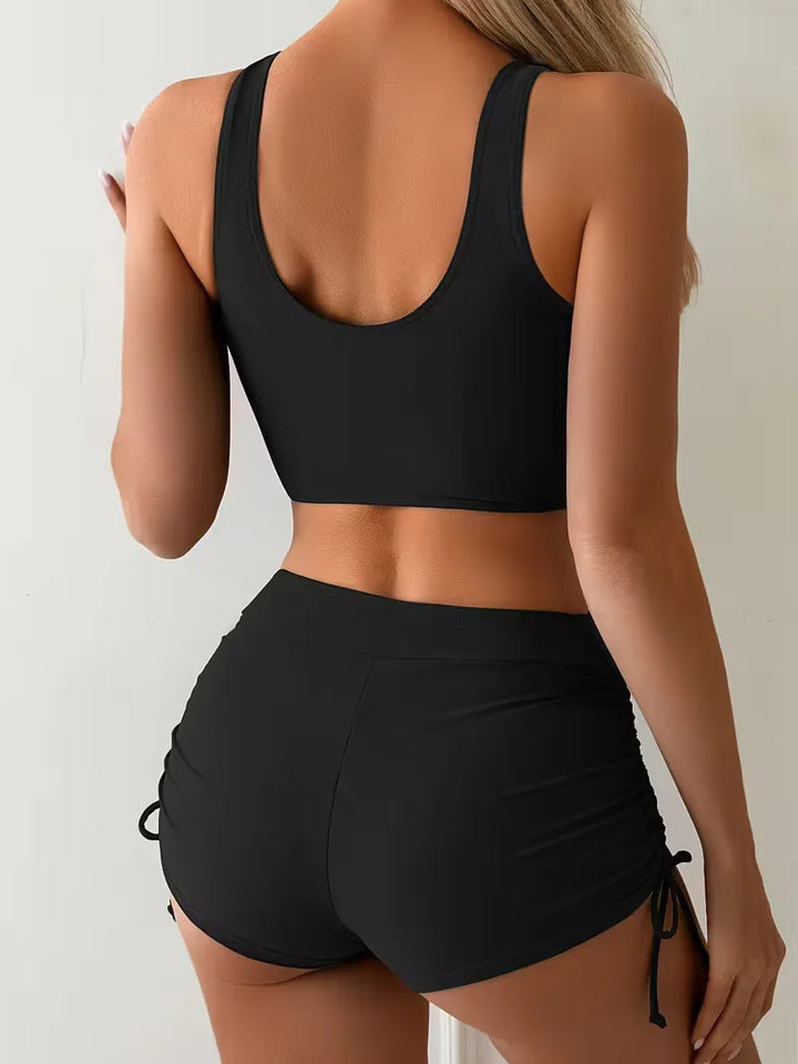 Stijlvolle en comfortabele dames criss-cross bikini. Hoogtaille zwemkleding voor elke zomergelegenheid.