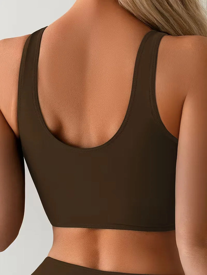 Zomerse dames zwemkleding: tweedelige criss-cross bikini met hoogtaille. Stijlvol en praktisch.
