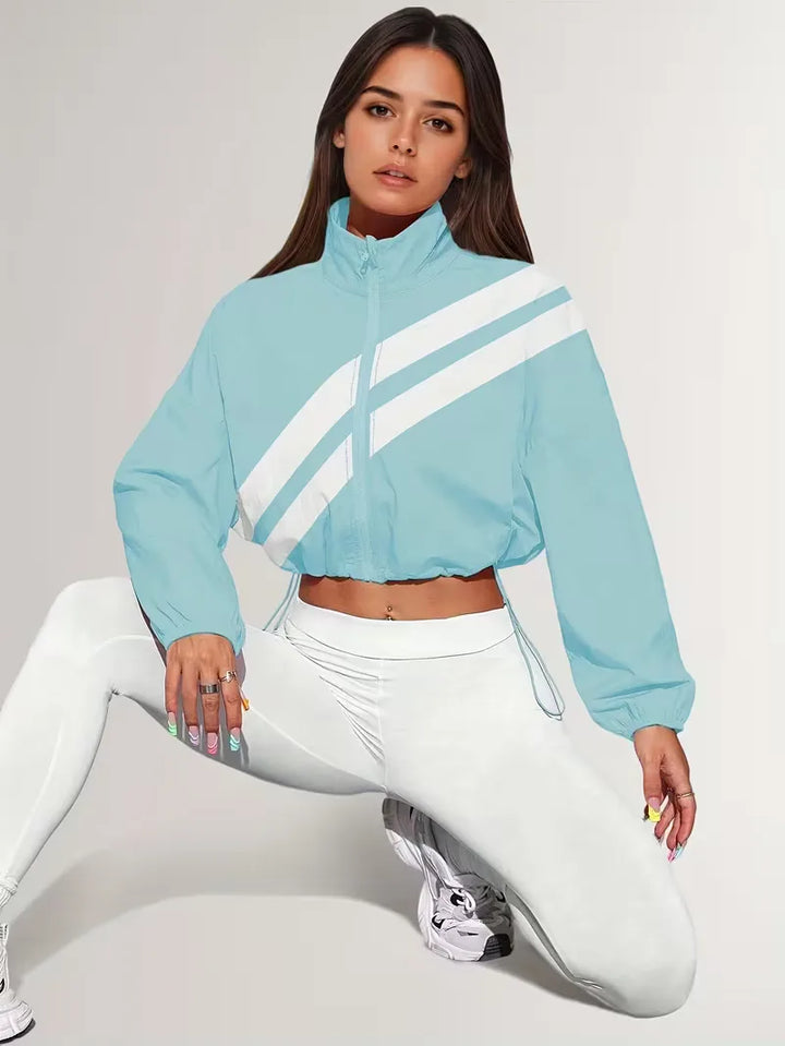 Comfortabel dames track jacket met rits, diagonale strepen en verstelbare zoom.