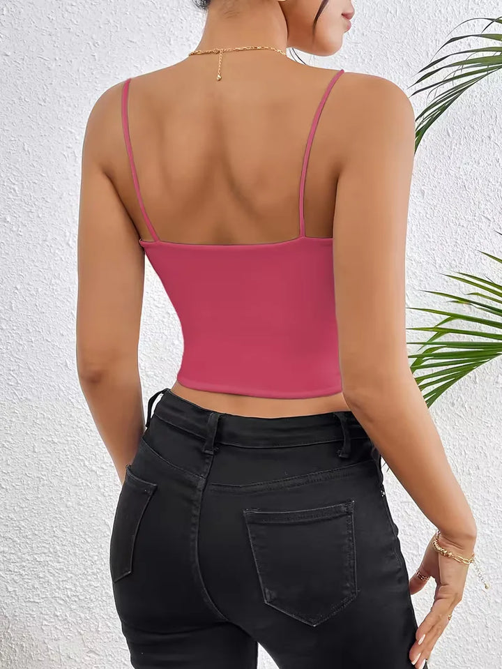 Streetwear dames croptop, spaghetti bandjes, slim fit, ideaal voor een trendy look.