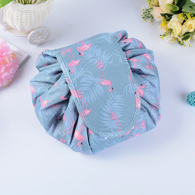 Trendy dames make-up tas met trekkoord en uniek patroon. Waterdichte cosmetica organizer voor reizen.