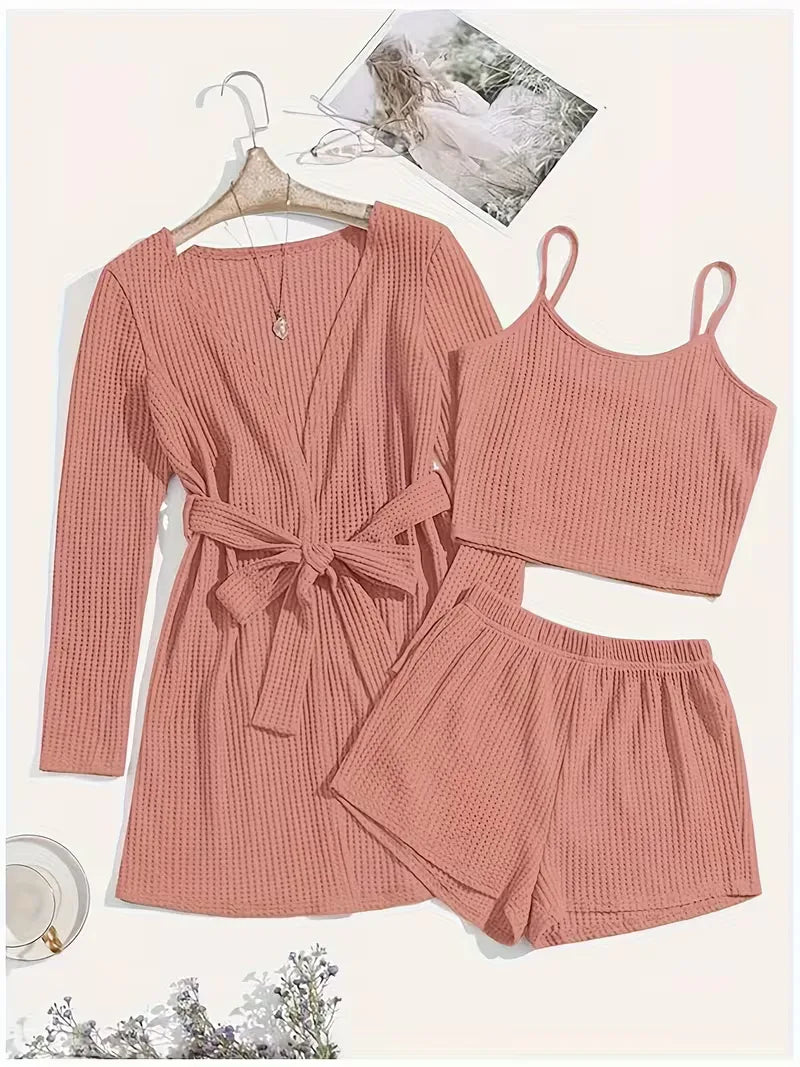 Groene dames relaxkleding set met wafelstructuur, ideaal voor comfortabele zomerdagen.