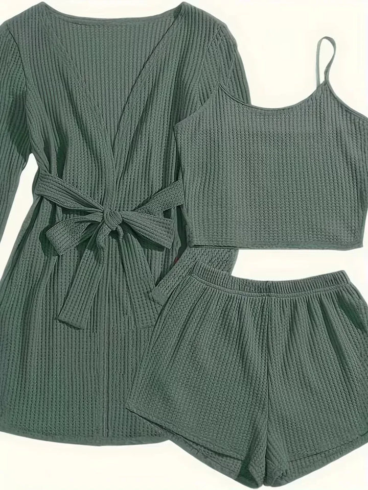 Driedelige dames loungewear set met wafelstructuur in een lichte, frisse kleur.