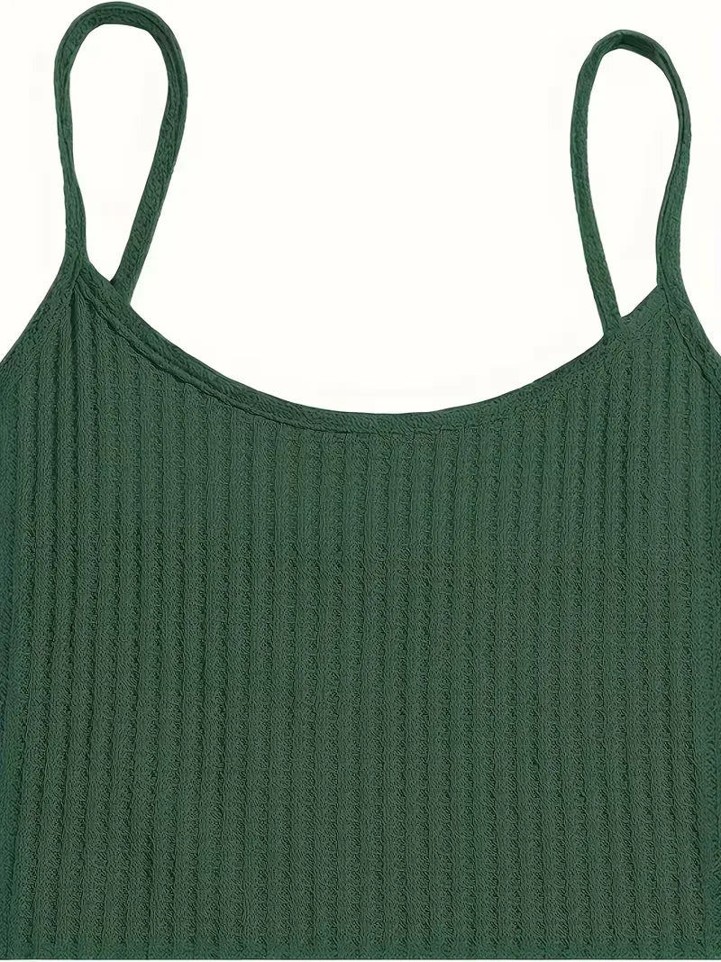 Model toont de flexibiliteit van de driedelige wafelstructuur dames loungewear set.