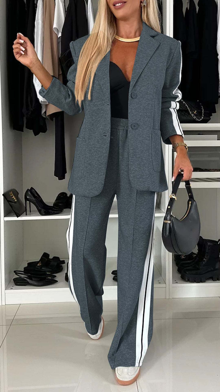 Dames winterset effen kleur. Gebreid en tweedelig voor maximaal comfort en een stijlvolle herfst/winterlook.