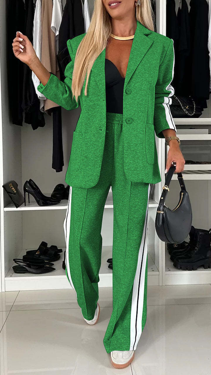 Comfortabele gebreide loungewear set voor dames. Effen kleur, stijlvol & warm voor herfst- en winterkleding.