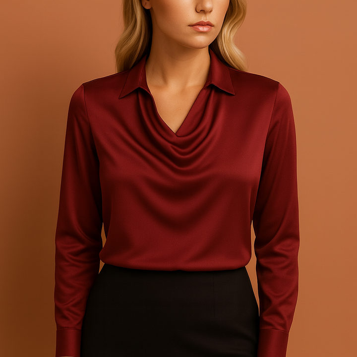 Moderne damesblouse met gedrapeerde hals, lange mouwen en chique uitstraling, voor lente/herfst.