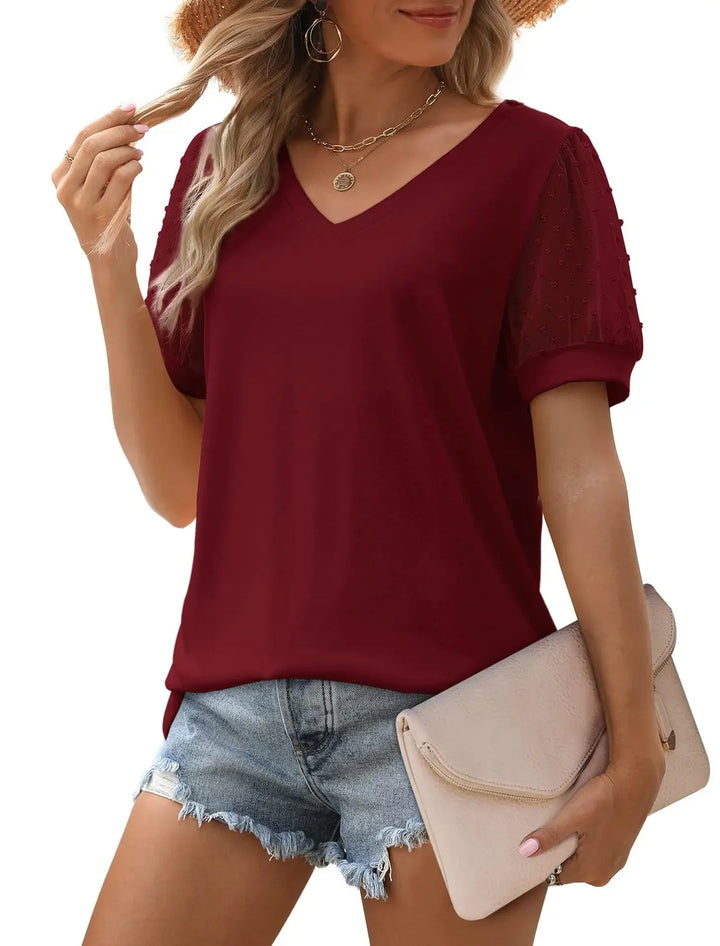 Elegante blouse voor dames met V-hals, comfortabel en veelzijdig voor zowel kantoor als vrije tijd.