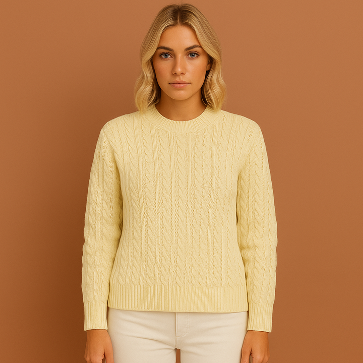 Warme dames trui met klassiek kabelpatroon, ideaal als comfortabele wintertrui en stijlvolle herfstkleding.