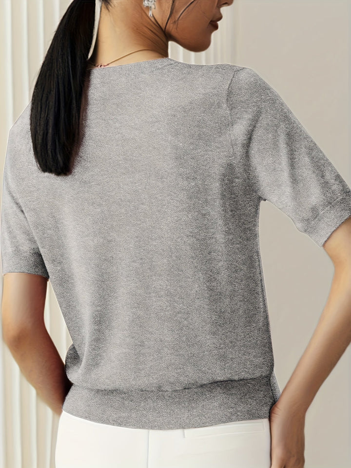 Casual gebreide trui voor vrouwen, met trendy korte mouwen en een veelzijdige ronde hals.