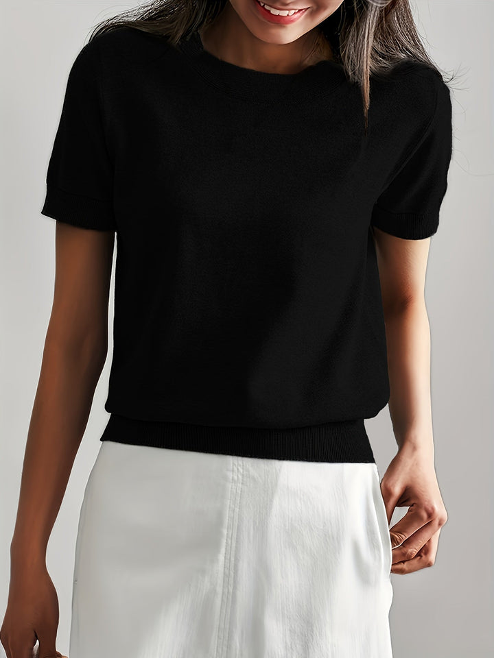 Stijlvolle gebreide dames sweater met korte mouwen en ronde hals voor lente/zomer.