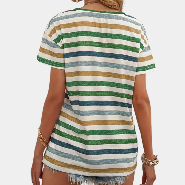 Zomers gestreept topje voor dames, casual en trendy dameskleding voor overdag.