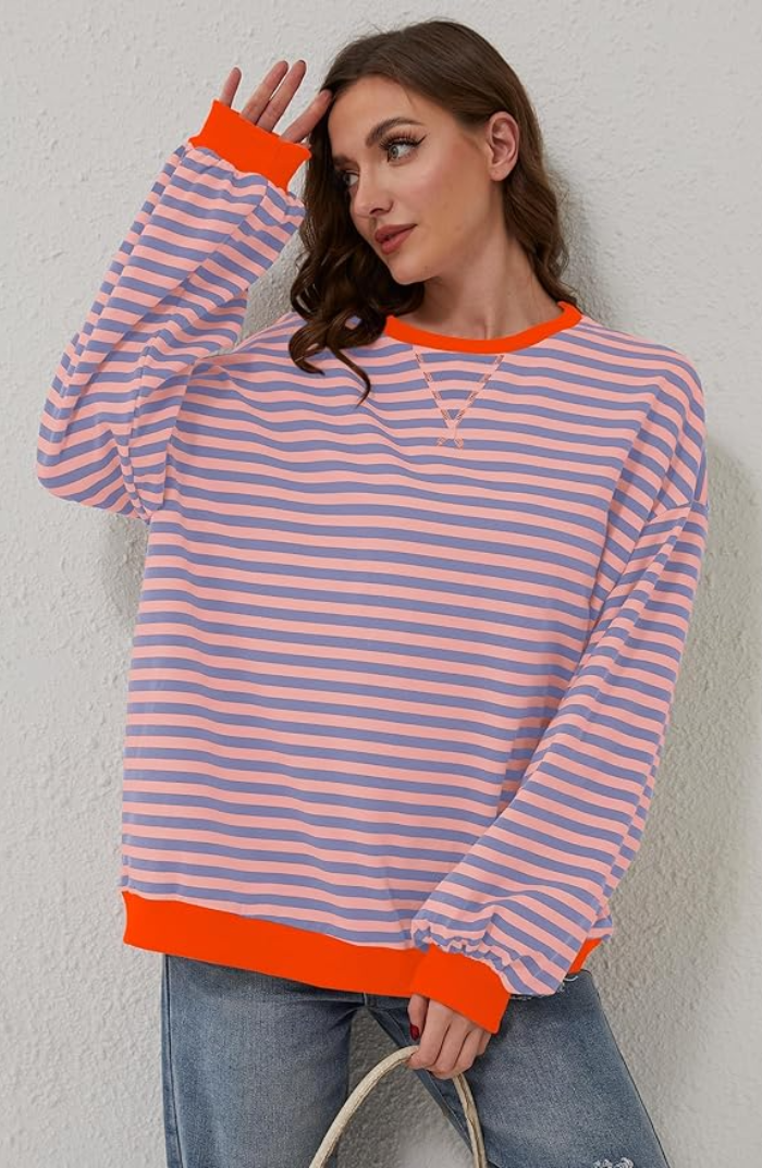 Comfortabele en trendy gestreepte oversized trui voor vrouwen; jouw nieuwe favoriete item voor de koude dagen.
