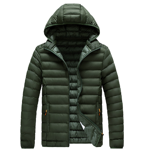 Dames gewatteerde jas met capuchon en rits gedragen door model, casual en warm.