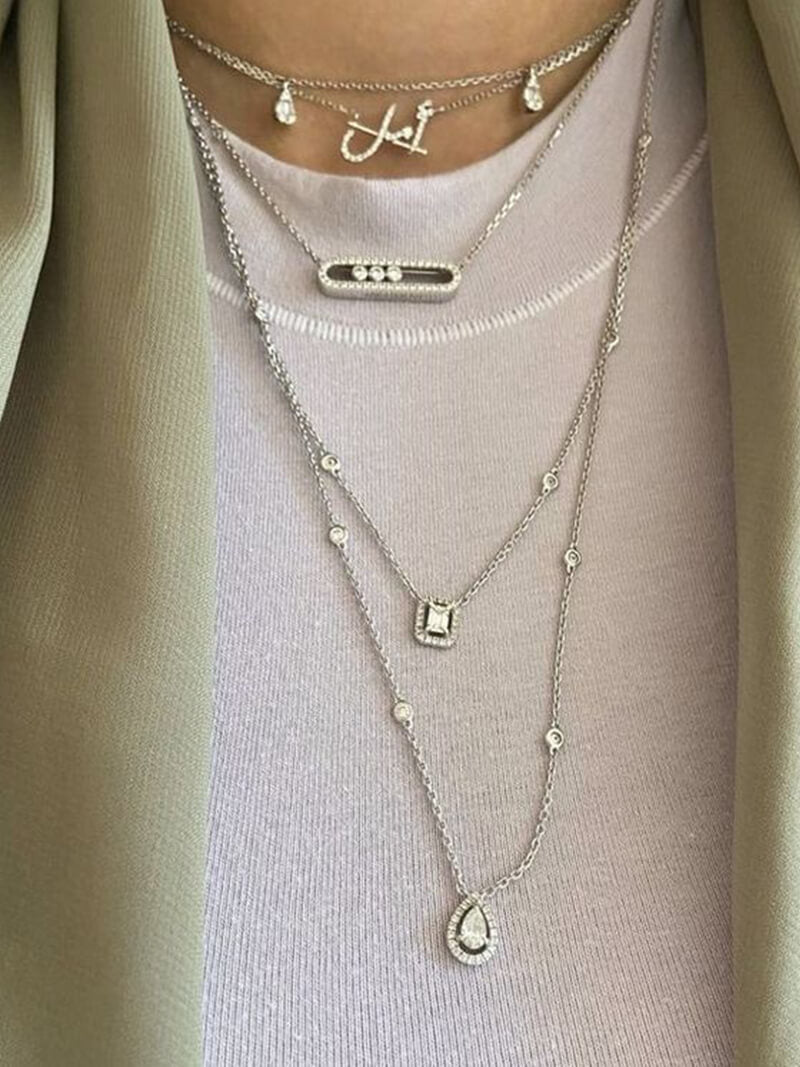Stijlvolle dames halsketting met unieke bewegelijke diamanten; een verstelbaar en tijdloos sieraad.
