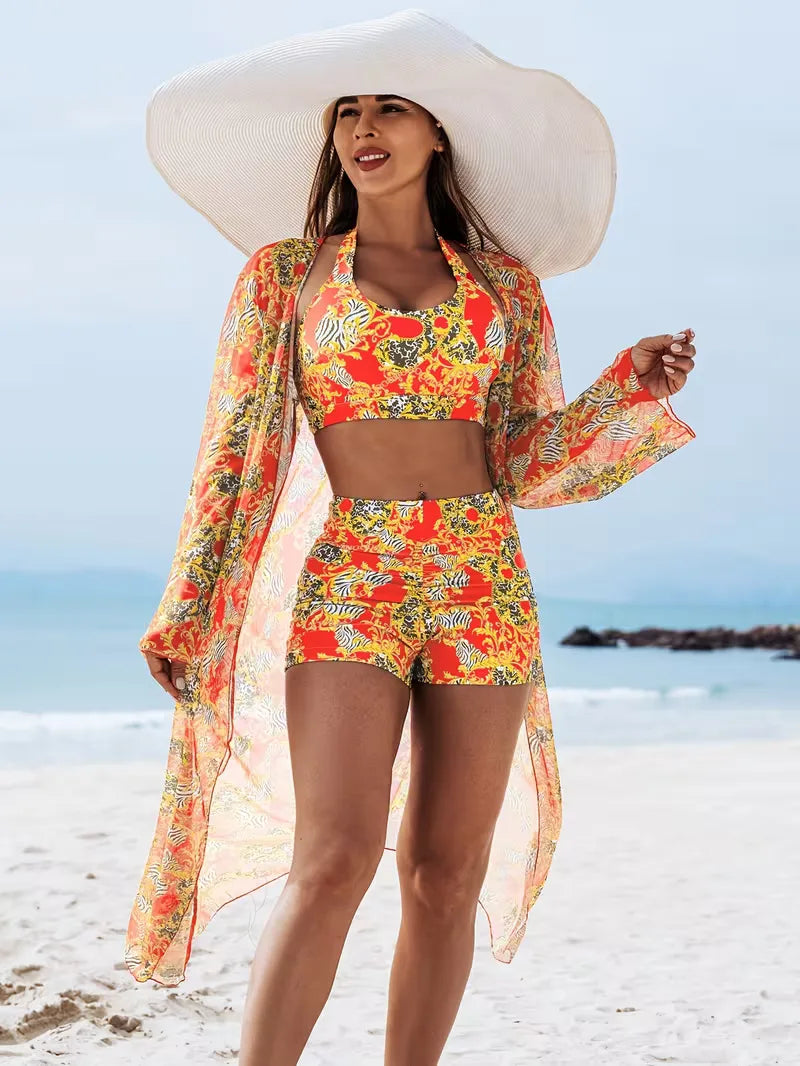 Comfortabele dames halter cover-up set met shorts. Perfecte strandkleding.