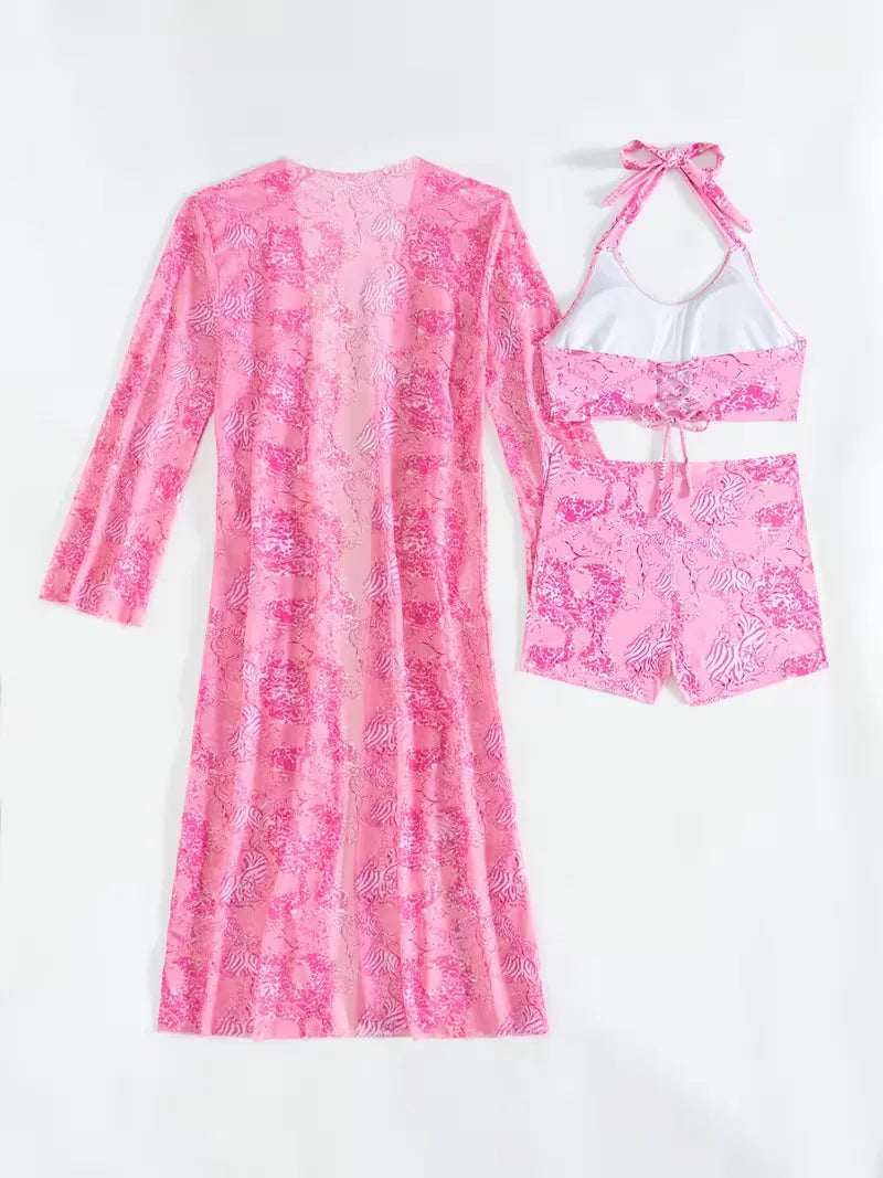 Trendy dames halter cover-up set met shorts, voor een relaxte en hippe uitstraling.