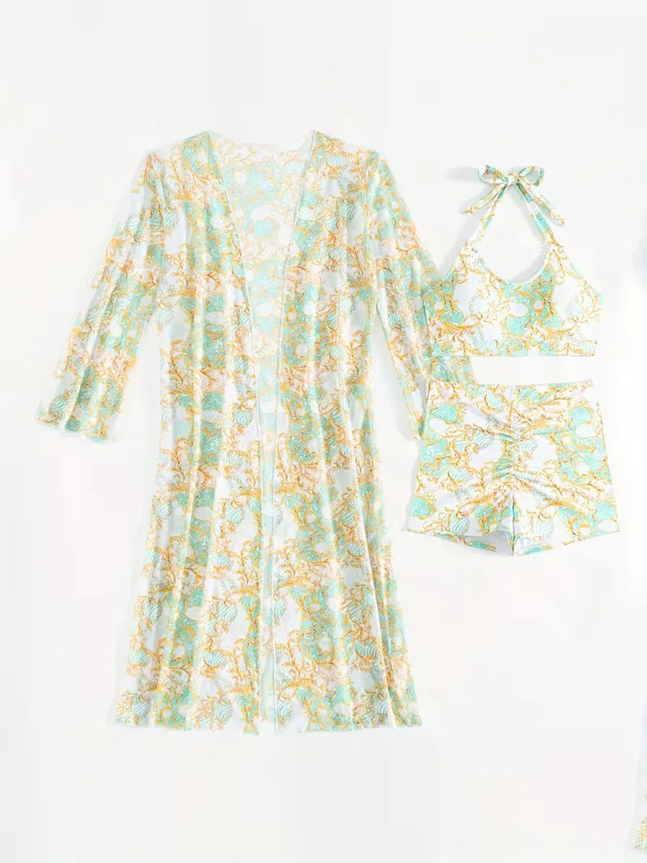 Dames beachwear: trendy halter cover-up set met shorts. Jouw perfecte vakantiepak.
