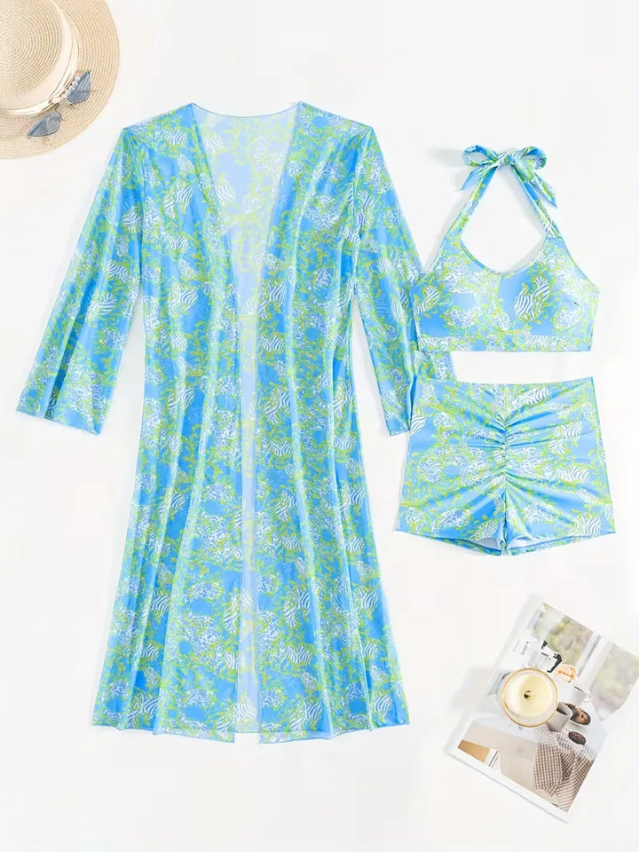 Lichte dames halter cover-up set met shorts. Voelt zacht aan op de huid.