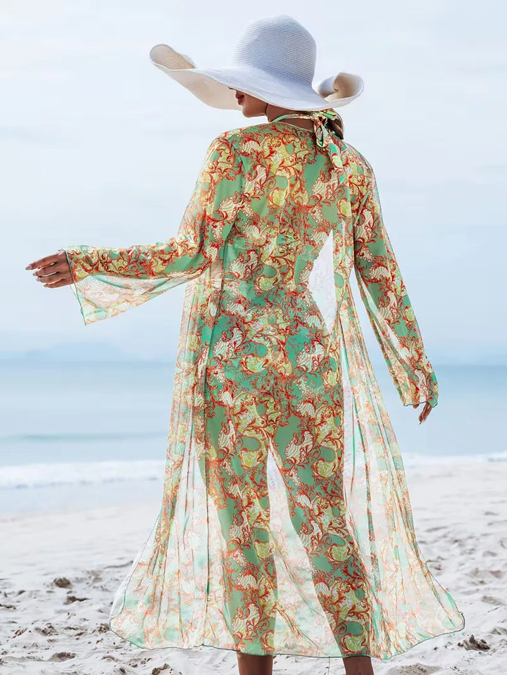 Dames beachwear: trendy halter cover-up set met shorts. Een must-have voor je reis.