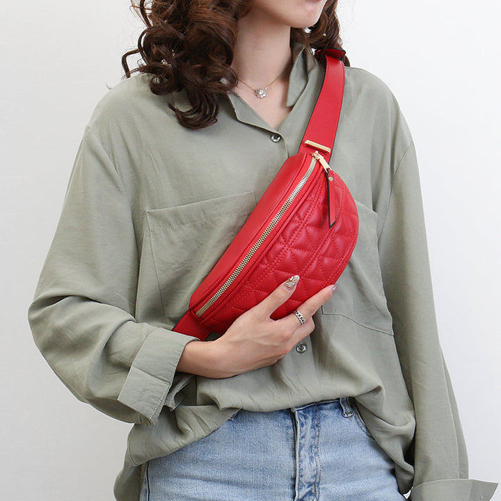 Hazel dames heuptasje met ruitjesprint, draagbaar als stoere crossbodytas. Handig en modieus.