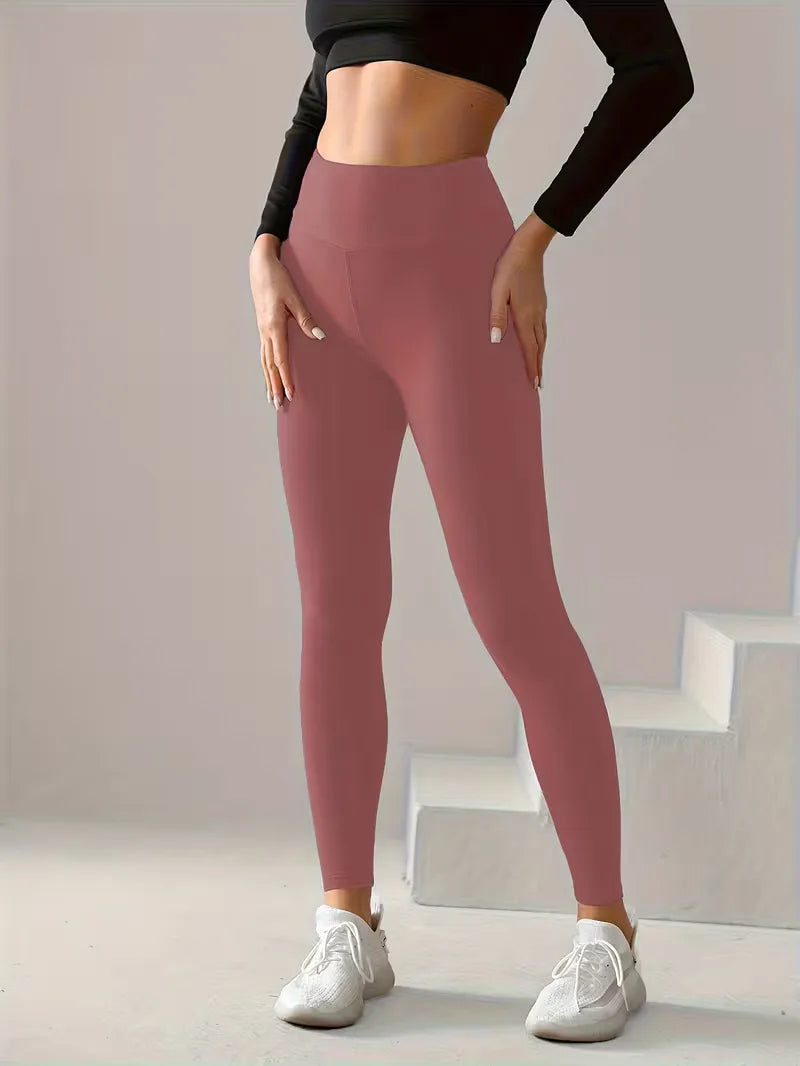 High-waisted slim fit legging voor dames. Comfortabel voor sport, yoga en casual dagelijkse activiteiten.