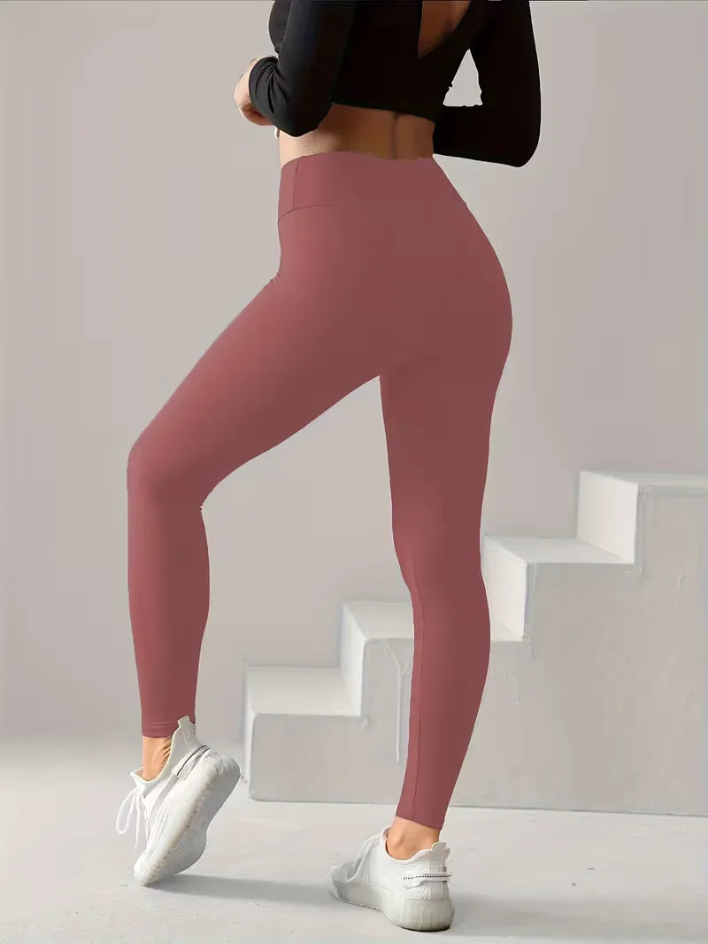 Dames high-waisted sport legging, slim fit. Ademende stretchstof voor fitness, yoga en actieve zomer dagen.