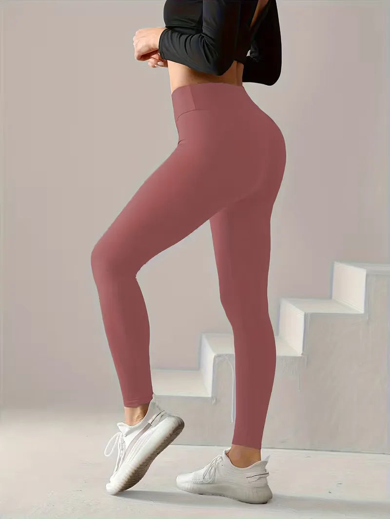 Veelzijdige dames legging, high-waisted slim fit. Ideaal voor fitness, yoga en als casual zomerkleding.