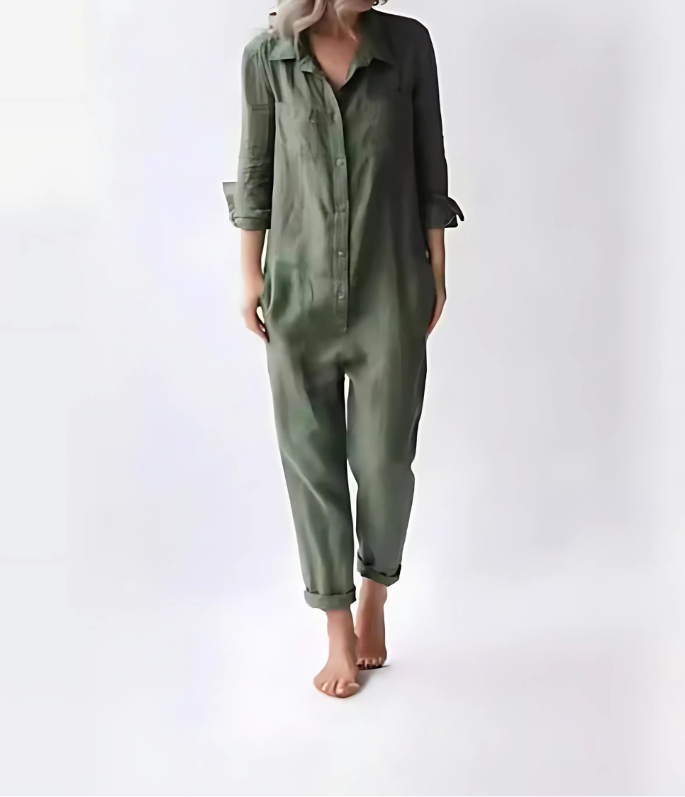 Comfortabele Hoymans linnen jumpsuit voor dames, vintage ontwerp met knopen en enkellengte.