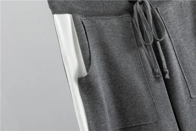 Sportief Isla dames trainingspak: Perfect voor casual mode, moderne stijl, comfort kleding.