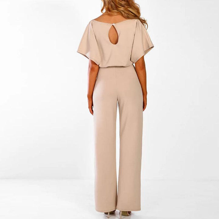 Chique dames jumpsuit met korte mouwen, ideaal als zakelijke of casual outfit. Veelzijdig.