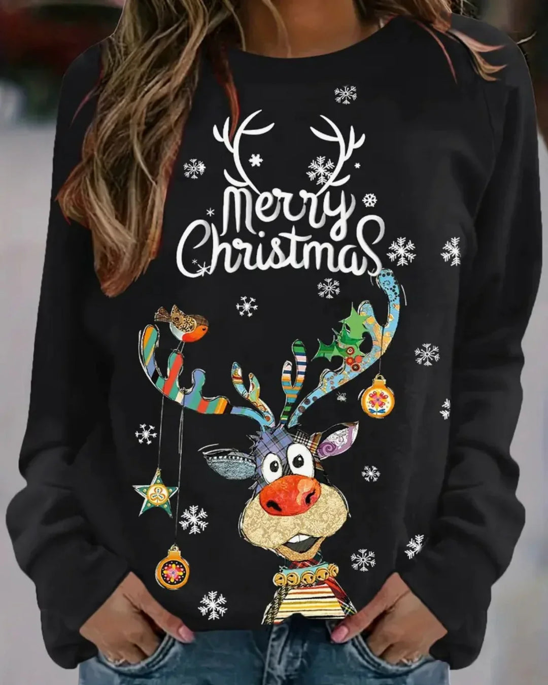 "Dames kersttrui met speelse rendierprint, raglanmouwen en ronde hals, ideaal voor feestdagen, comfortabel en stijlvol."