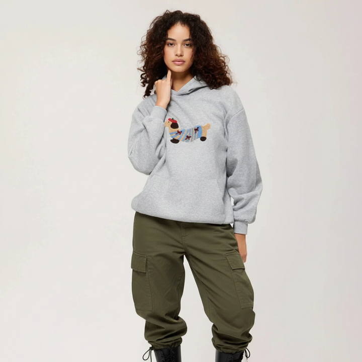 Knusse dames winter hoodie met schattige teckel. Modieus en warm, perfect voor de koudere dagen.