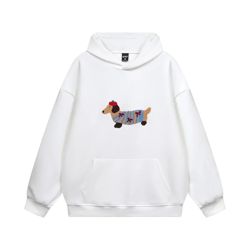 Zachte dames hoodie met uniek geborduurd teckel design. Cozy trui voor ontspannen winteravonden.