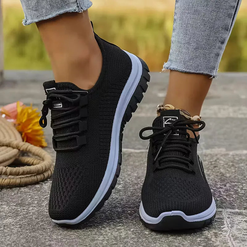 Comfortabele damessneaker, ademend textiel, voor de ultieme lente/zomer comfort.