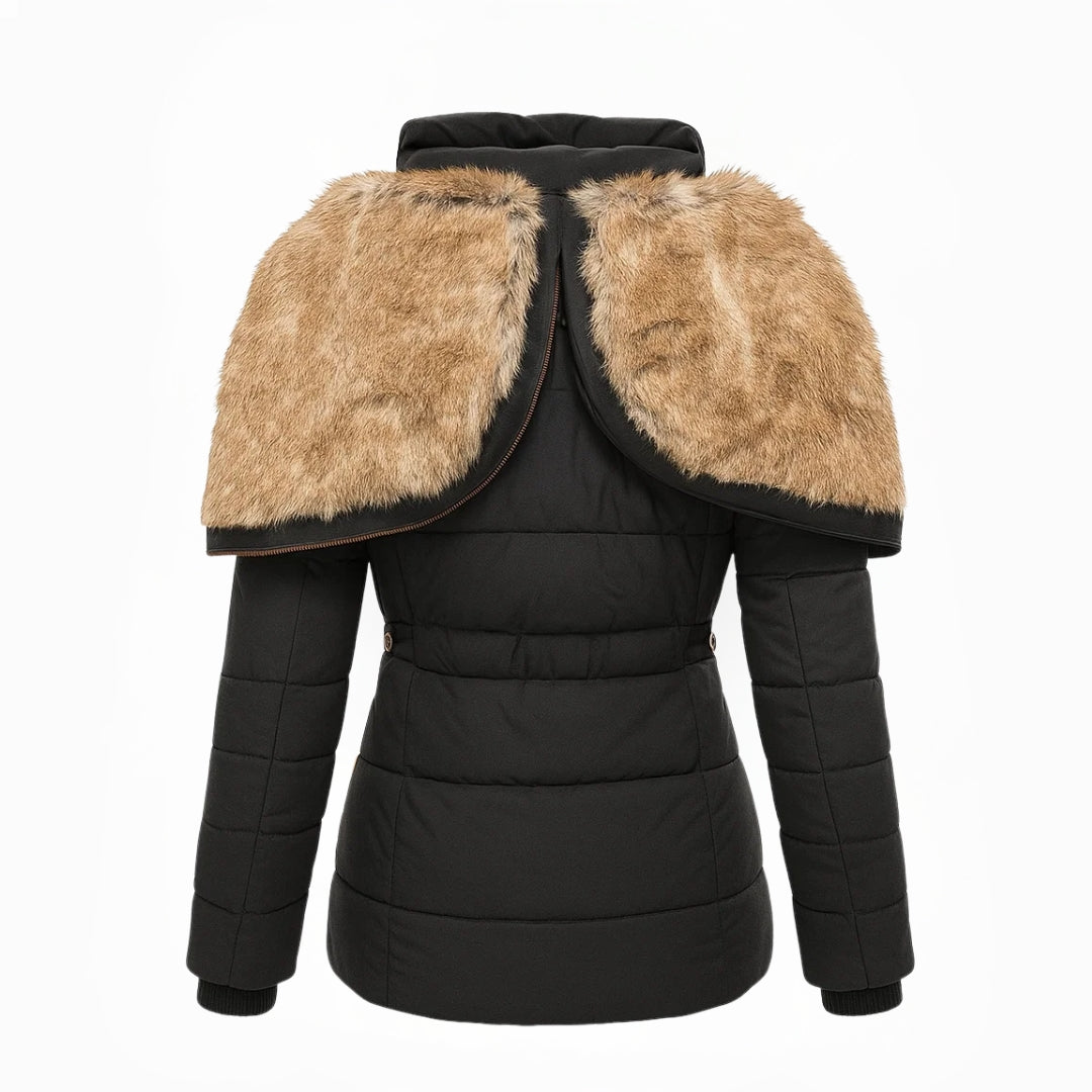 Warme dames winterjas, lang model met capuchon en elegante look, perfecte wintermode bovenkleding.
