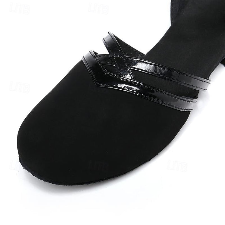 "Dames Latin Ballroom dansschoenen met suède antislip zool, satijnen bovenwerk en gewatteerde binnenzool voor comfort."