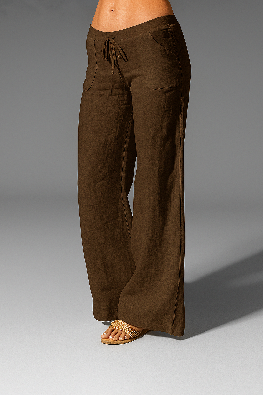 Veelzijdige damesbroek met elastische taille, perfect voor een ontspannen zomerse look.